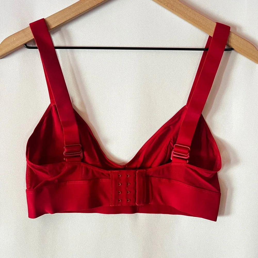 Parade Bold Red Re:Play Scoop Bralette Size‎ 1 Seamless Wireless Soft Stretch